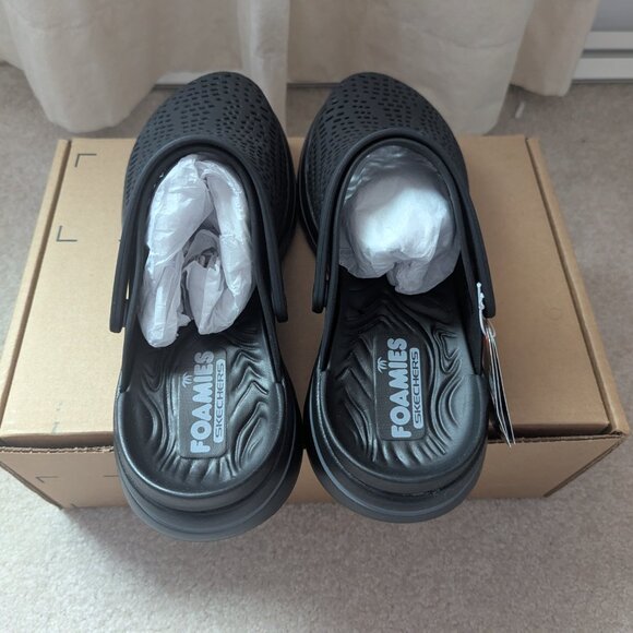 NWT Sketchers Foamies Ultra Go Sketchers Slip-On Clogs - Women's Size 9 - Picture 4 of 7